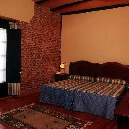 Hotel La Regia 3*