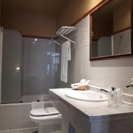 Hotel La Regia 3*