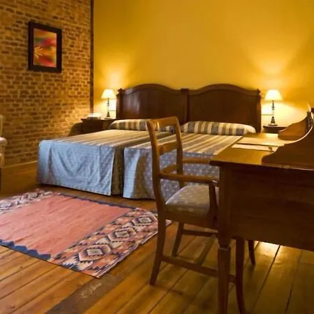 Hotel La Regia 3*