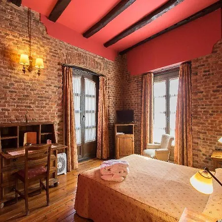 Hotel La Regia 3*