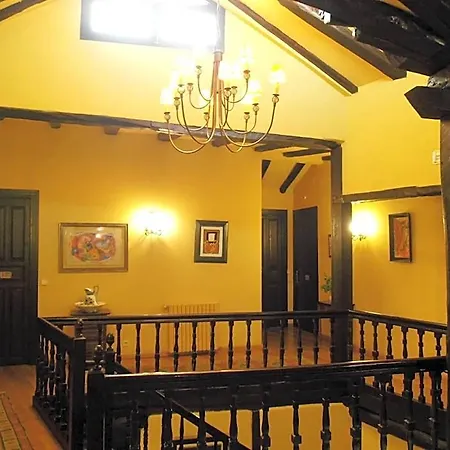 La Regia 3* León