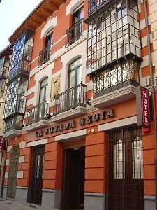 Hotel La Regia Leão