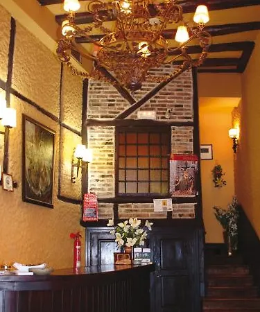 La Regia 3*