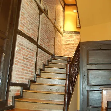 La Regia Szálloda León