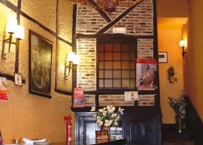 ラ ポサーダ レヒア 3*